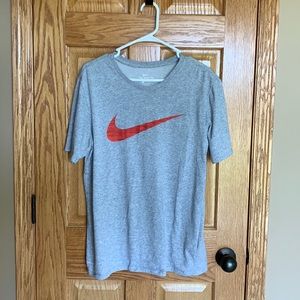 Nike tee - men’s